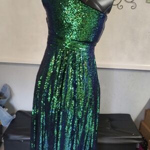 Green One Shoulder Sheath Dress for Prom
